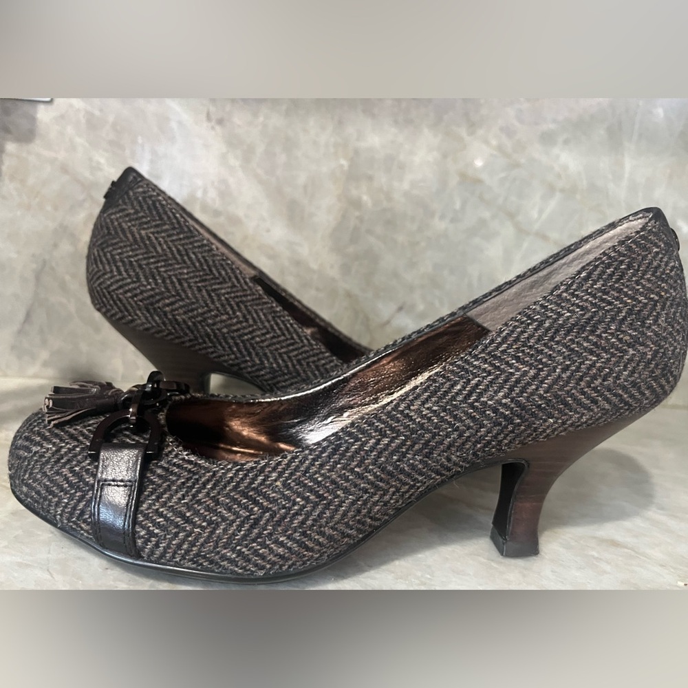 Sofft Classic Brown Herringbone Kitten Heel  Pumps